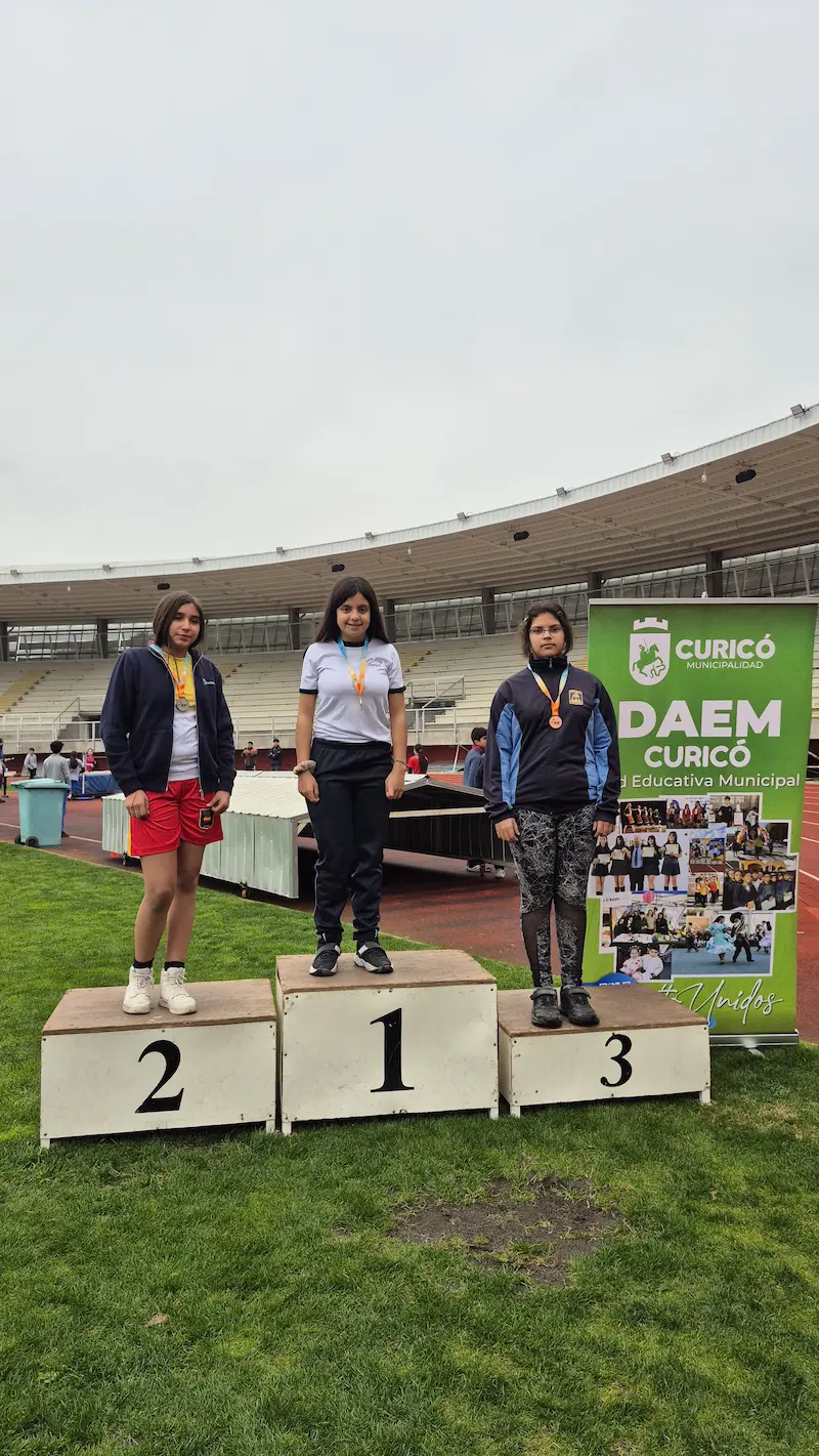 Atletismo Colegio Bicentenario Politécnico San José de Curicó